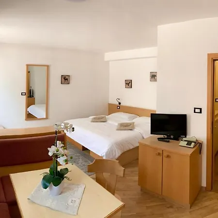 Garni Tobia Bed and breakfast